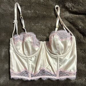 VICTORIAS SECRET Dream Angles Unlined Balconnet  Sz 32D